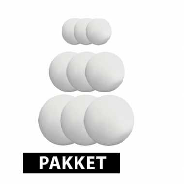 Piepschuimen balletjes